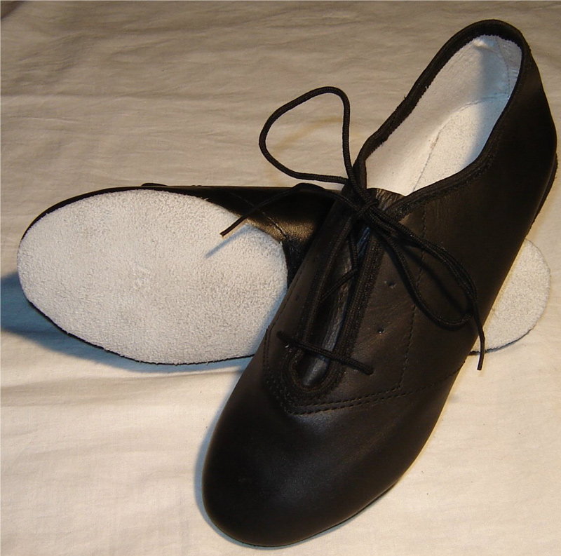 wide jazz shoes