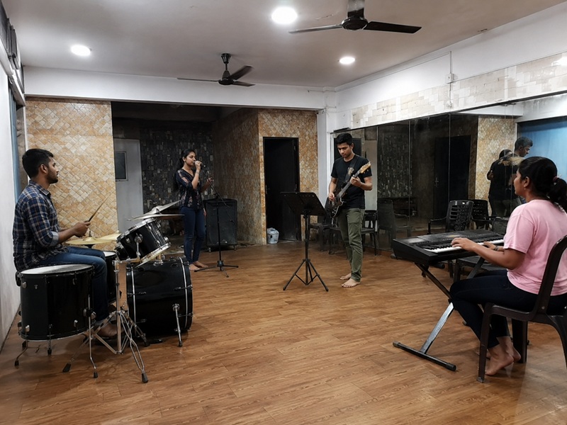 Music classes studio rental in Chennai